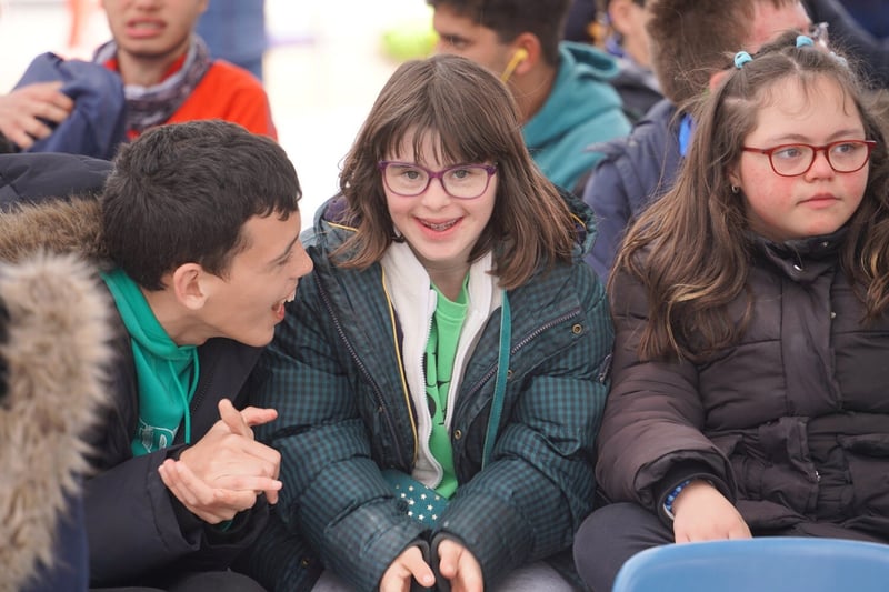 niños sonriendo