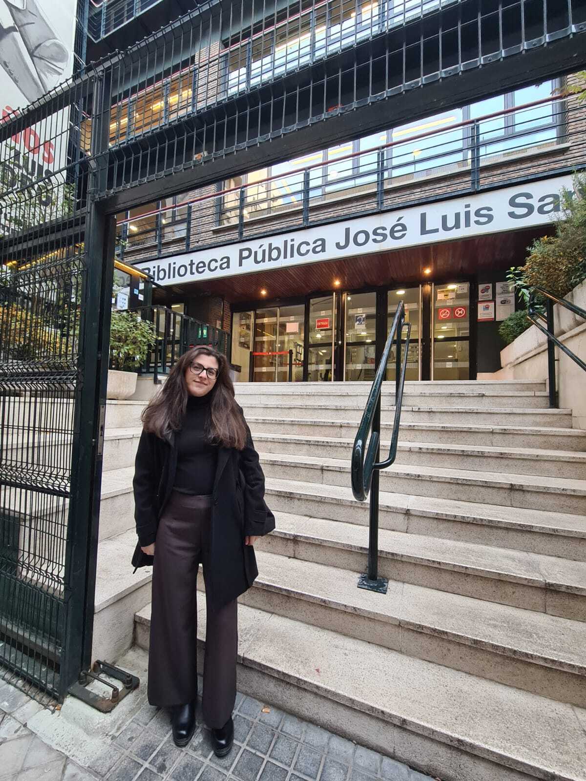 ana gomez-biblioteca jose luis sampedro